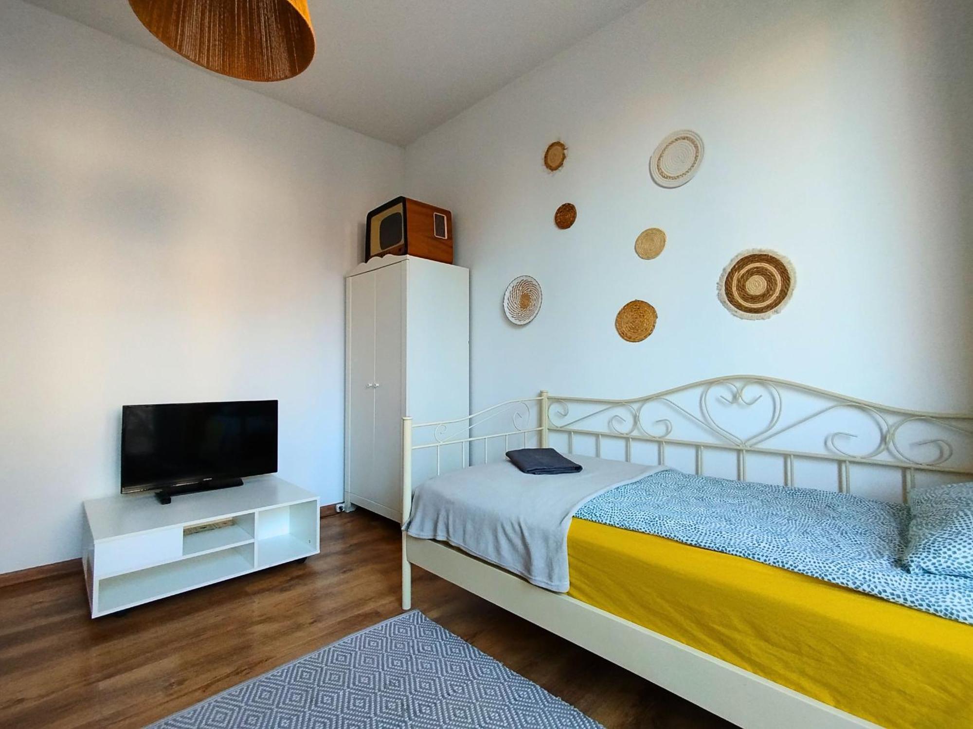 Apartament Z Ogrodem W Sercu Torunia Екстериор снимка